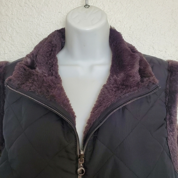 Casual Identity Reversible Vest Faux Fur Chocolate Brown (XL) - Picture 11 of 16